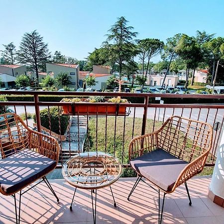 Luxury Apartment - Few Minutes From The Sea Porec Bagian luar foto