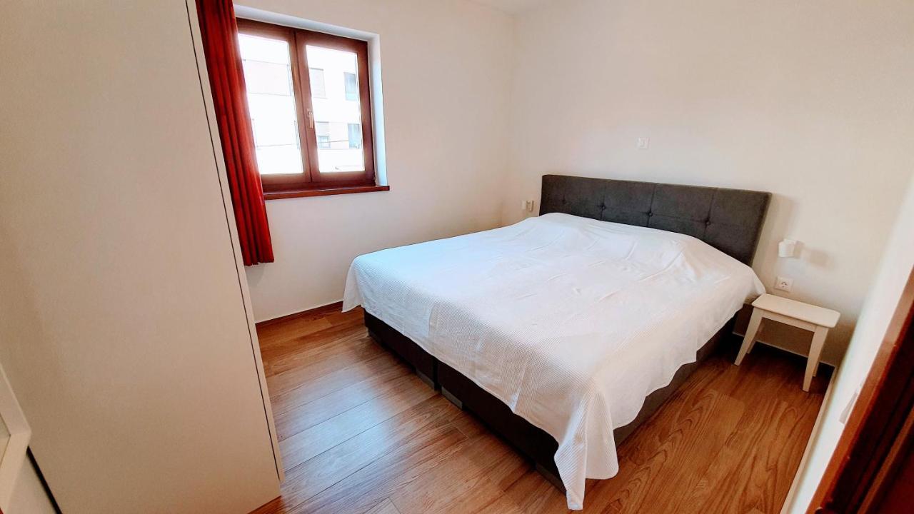 Luxury Apartment - Few Minutes From The Sea Porec Bagian luar foto